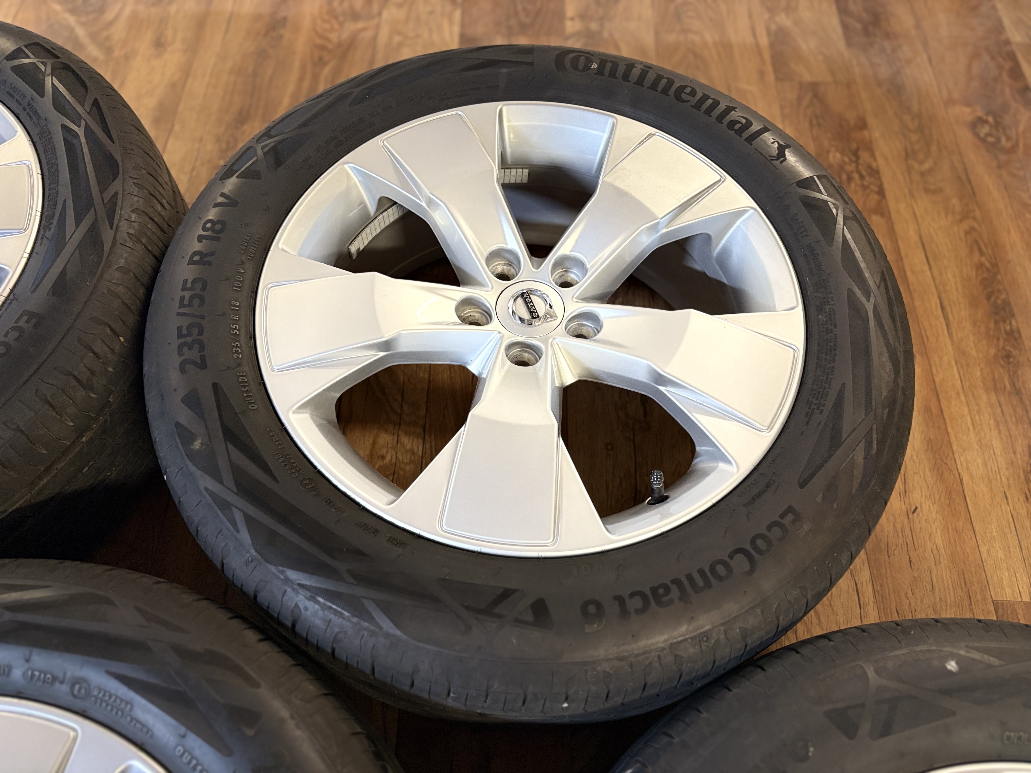 Volvo XC40 - Photo 4