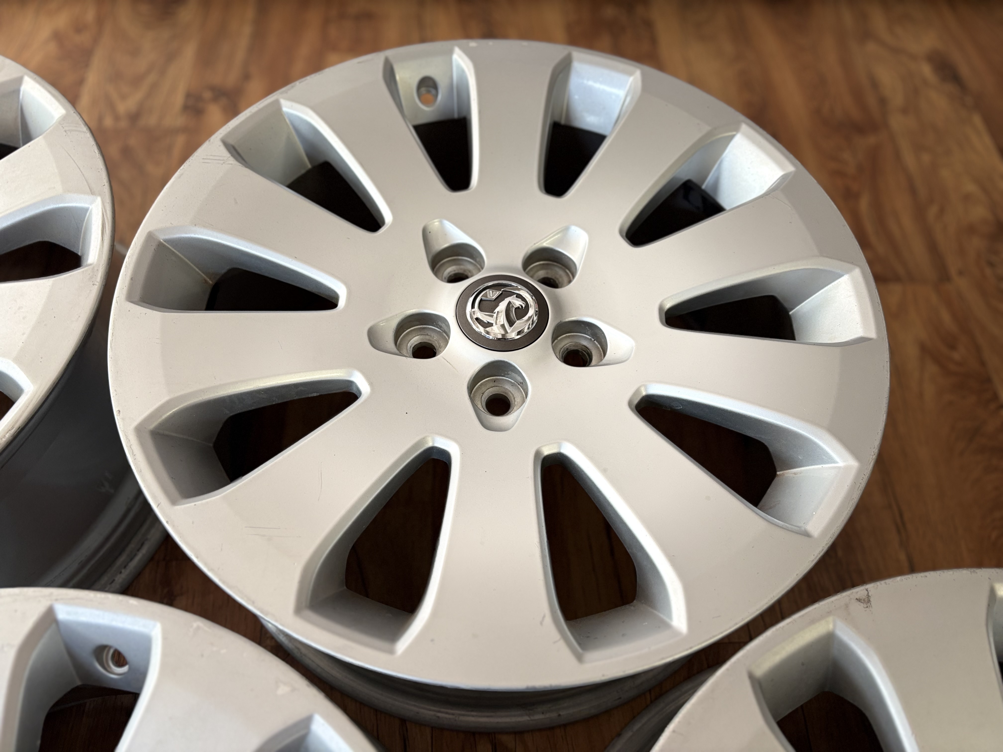 Insignia - Photo 4
