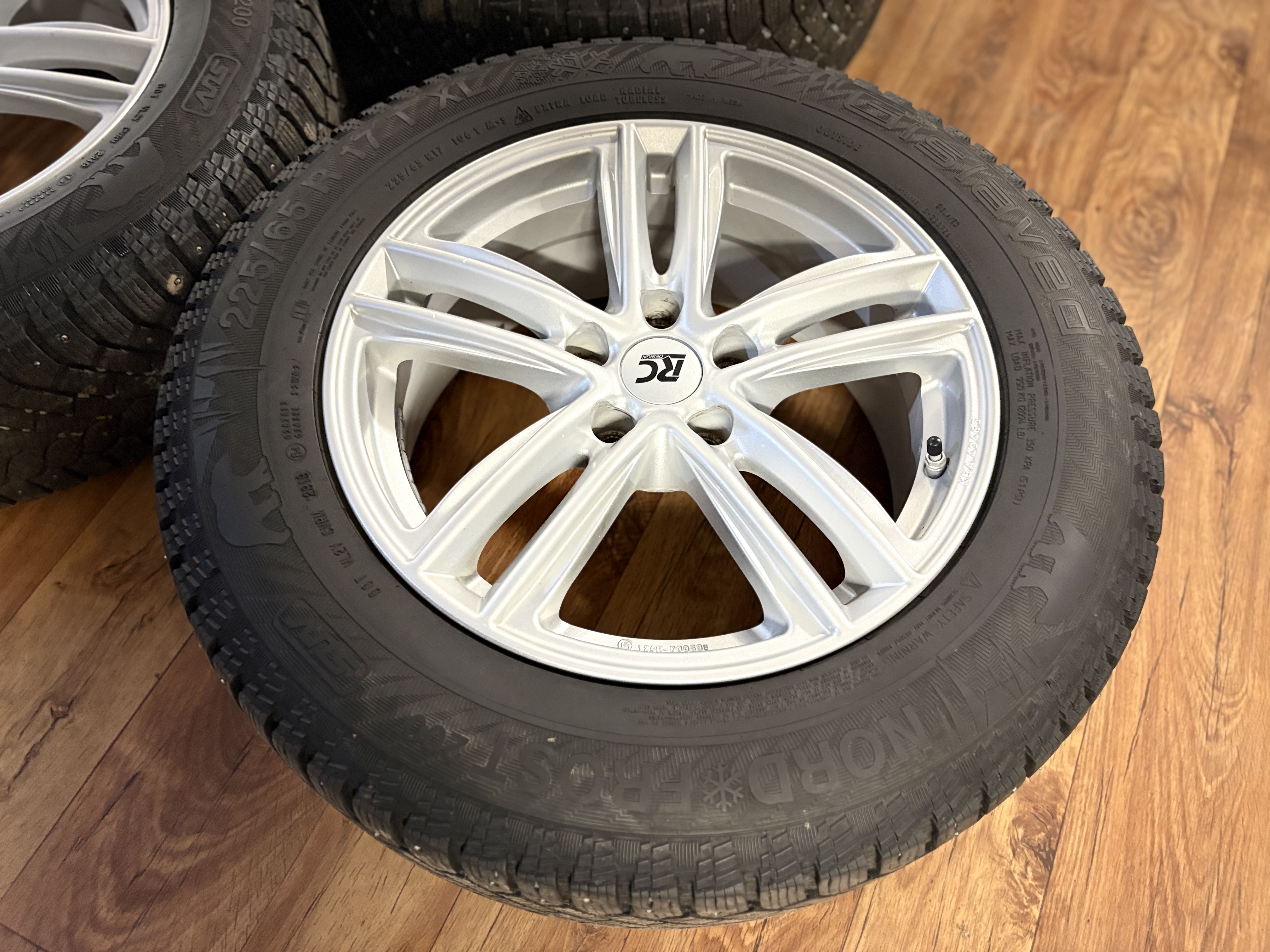 Nissan X-Trail - Photo 2