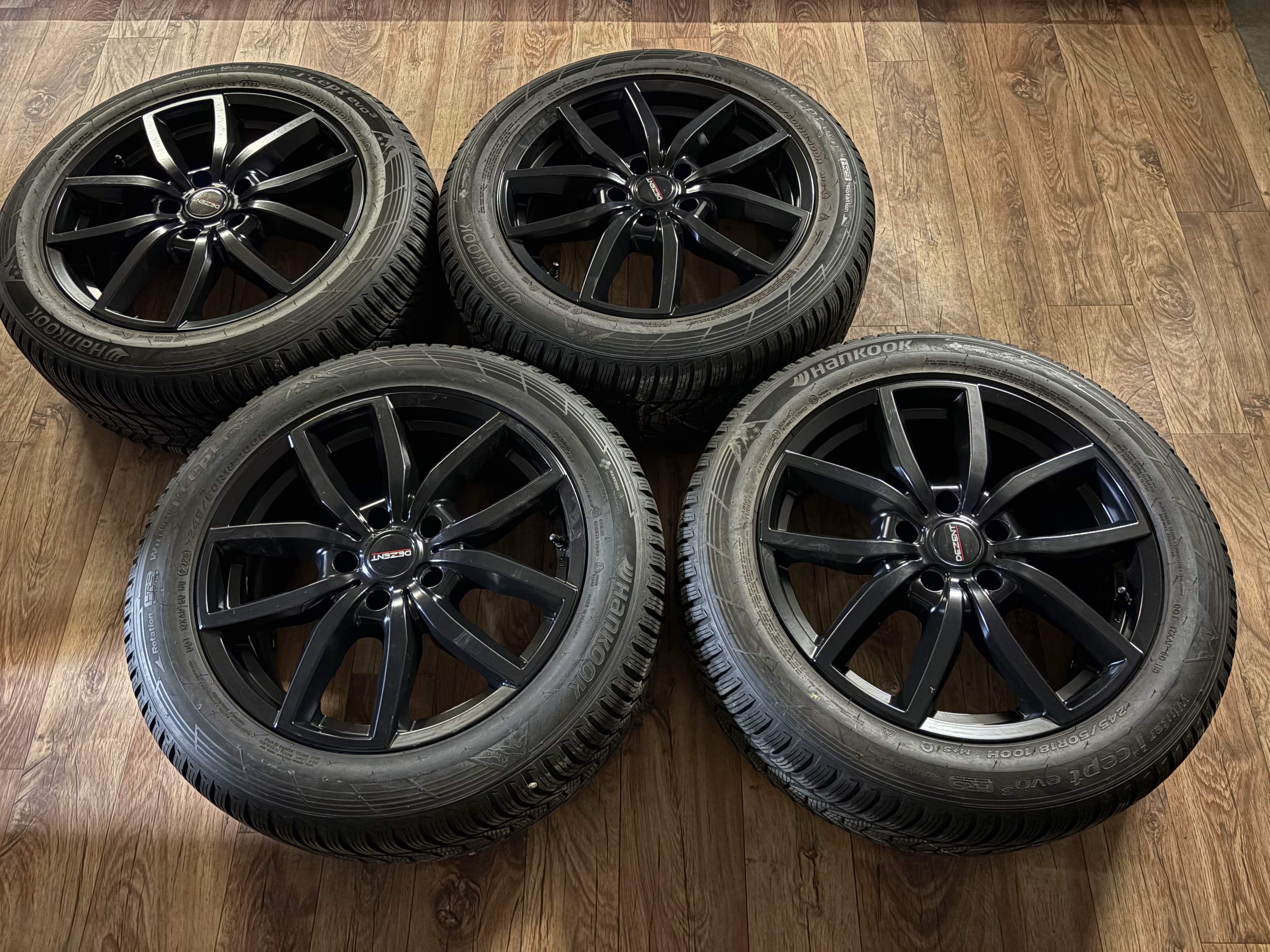 X3 F25 - Photo 1