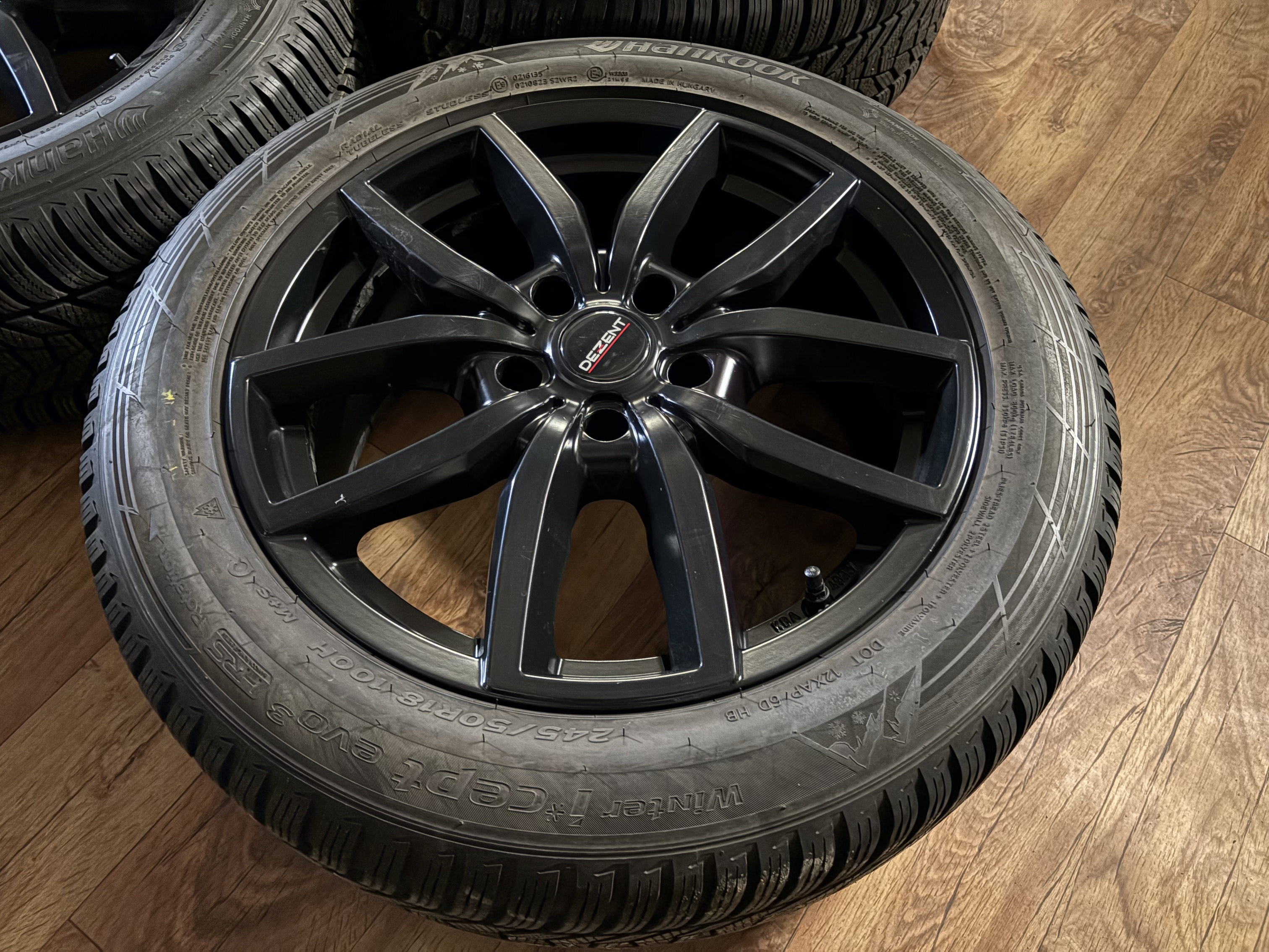 X3 F25 - Photo 2