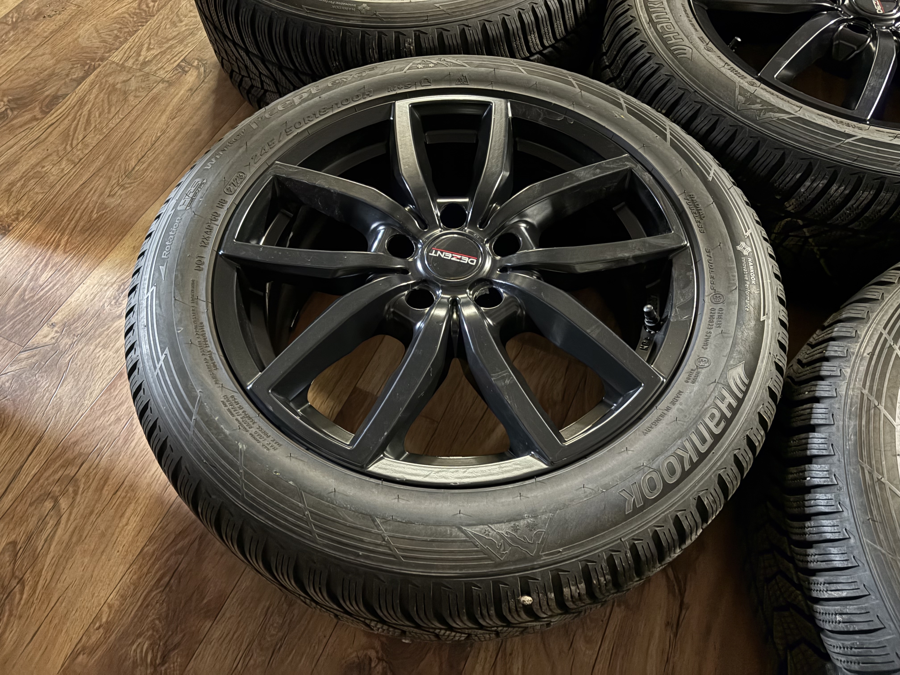 X3 F25 - Photo 3