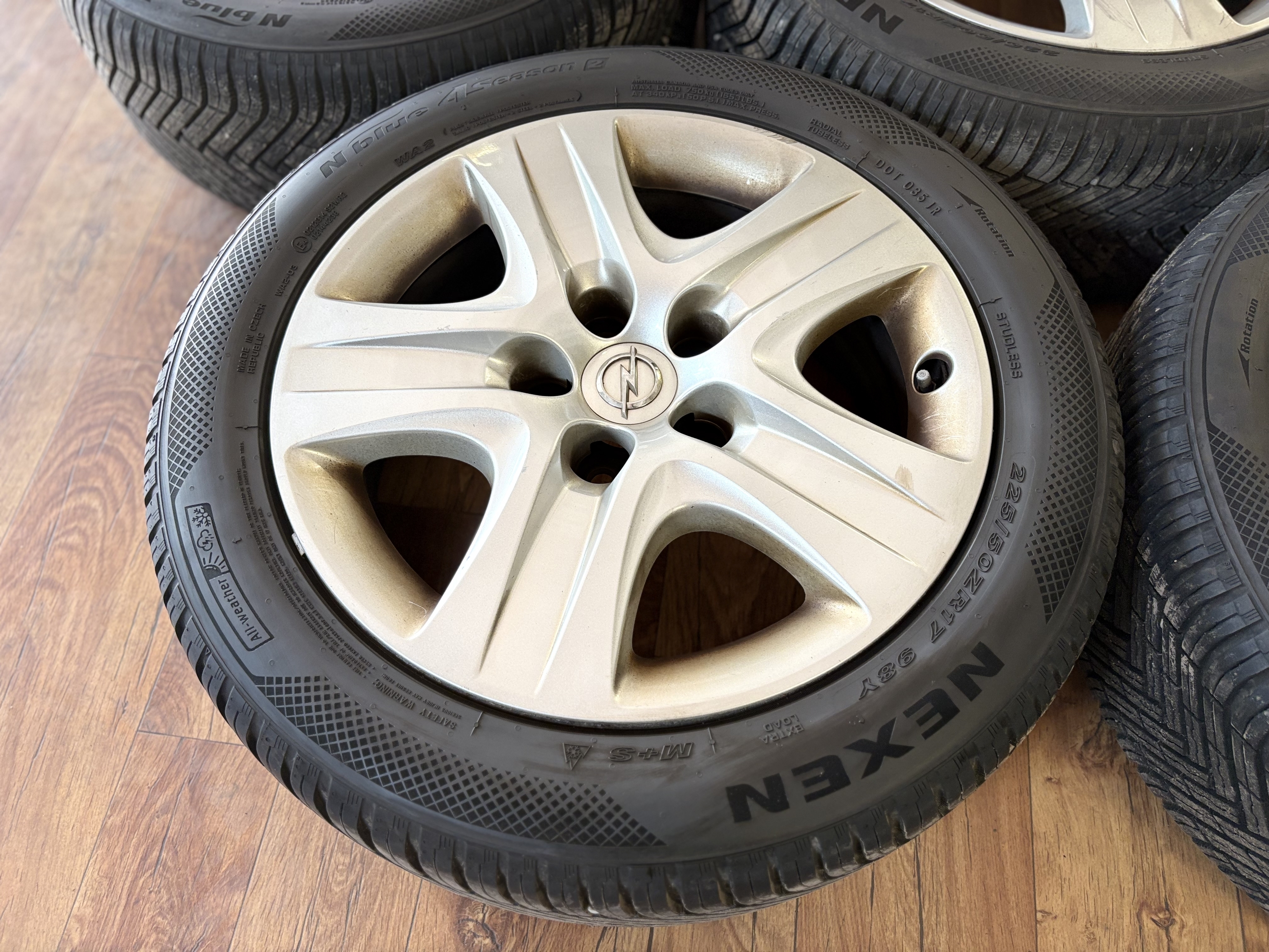 Opel Insignia - Photo 3