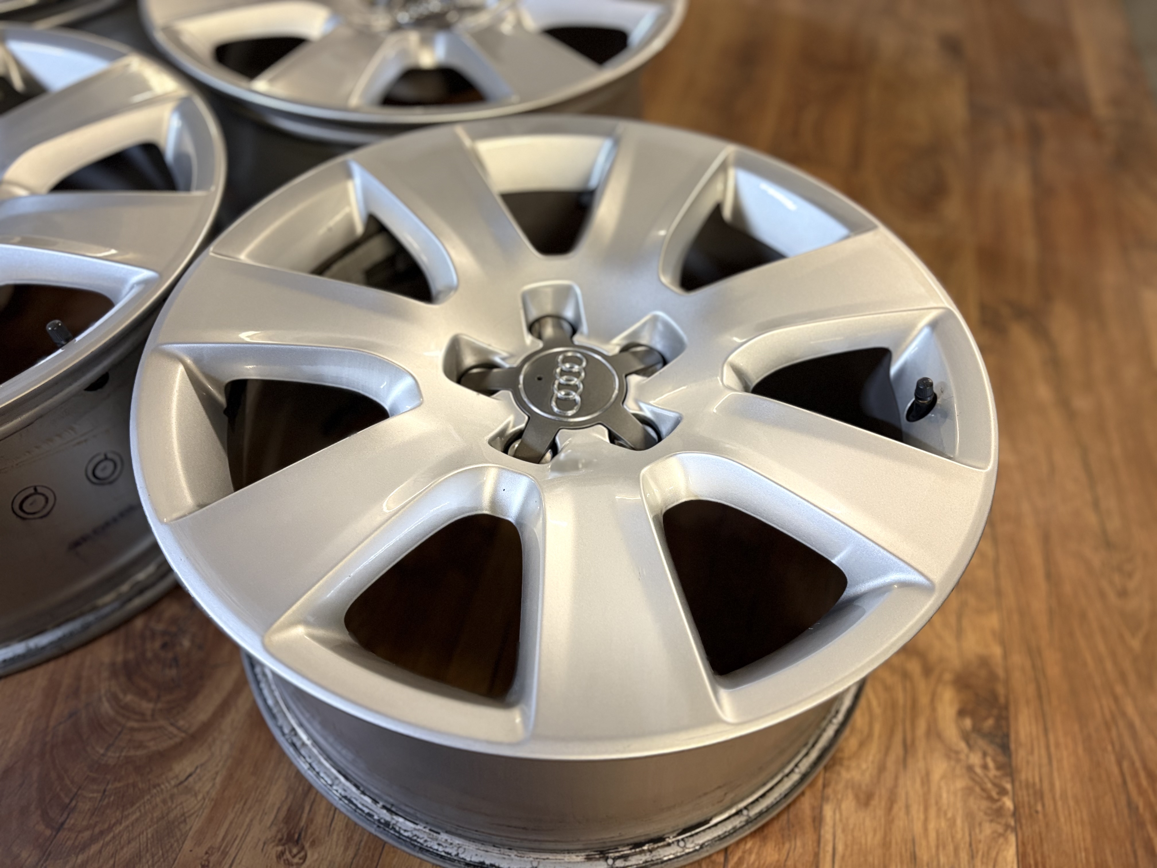 Audi A8 - Photo 2