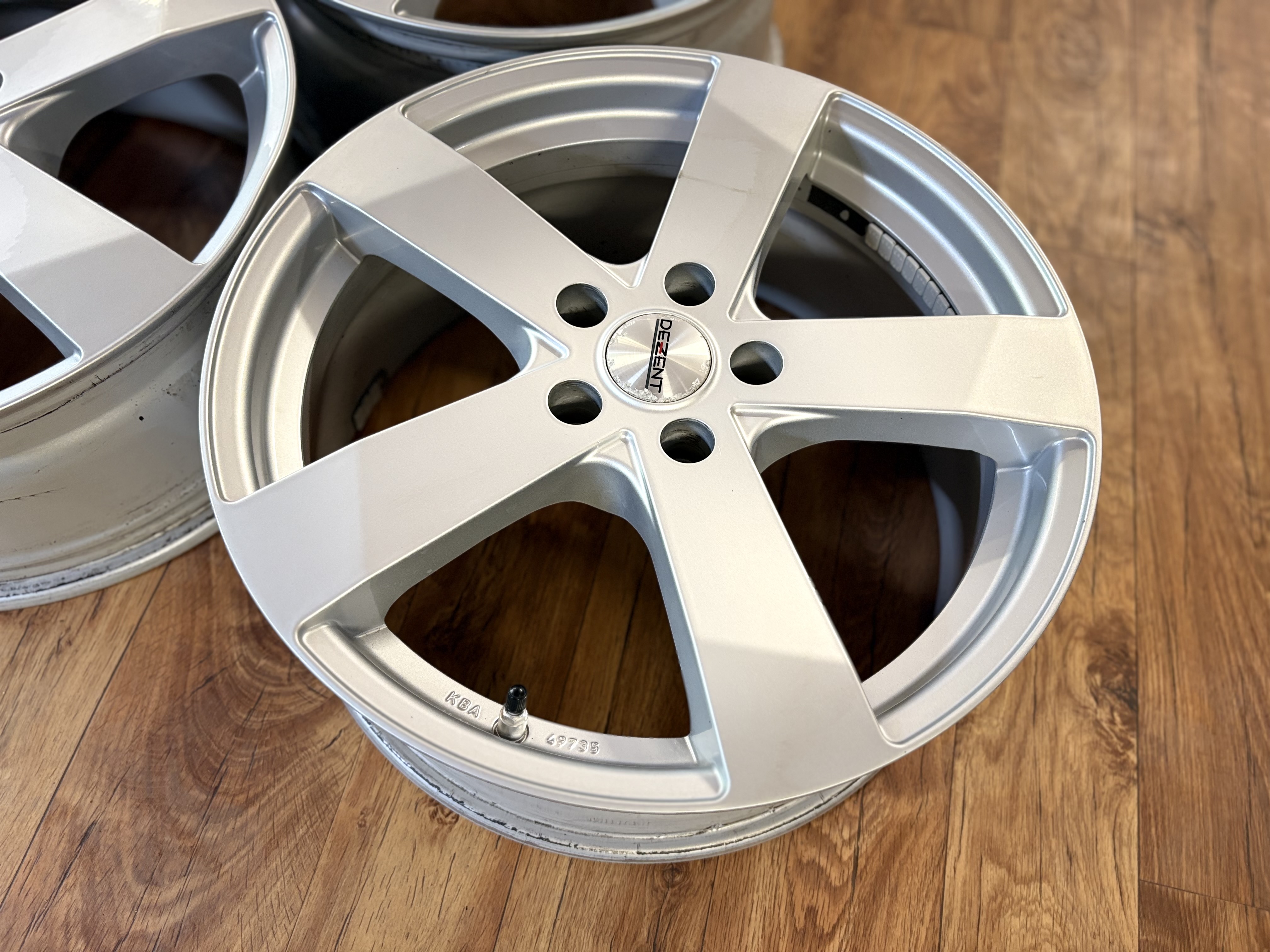 Dezent R18 - Photo 2